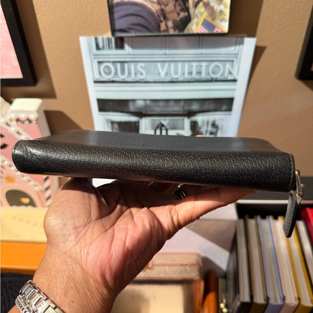 ⭐️⭐️Vintage Gucci GG Marmont Long Zip-around Wallet - Picture 6 of 13